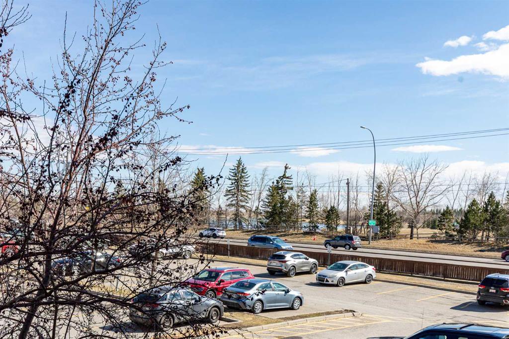 Fourth View of 2223, 6224 17 Avenue SE, Red Carpet, Calgary, Alberta, T2A 7X8