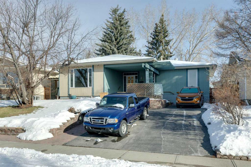 Fourth View of 328 Norseman Road NW, North Haven Upper, Calgary, Alberta, T2K 5M5