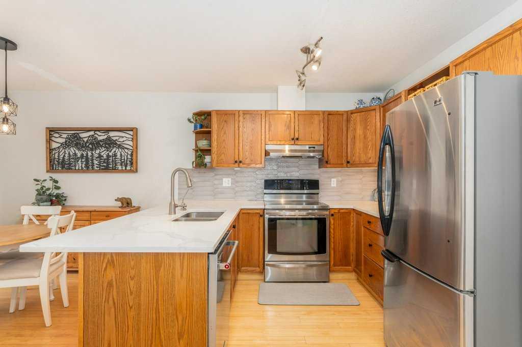 Fourth View of 19, 1022 Rundleview Drive , Rundleview Ests, Canmore, Alberta, T1W2P2