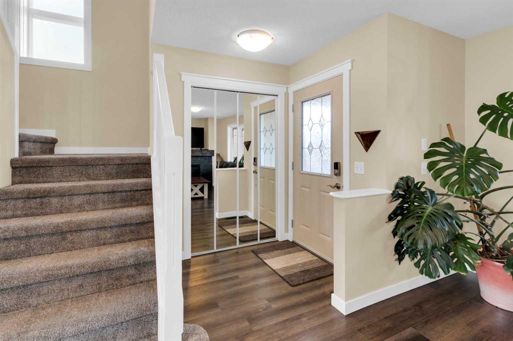 Third View of 2399 Sagewood Gate SW, Sagewood, Airdrie, Alberta, T4B 3M7