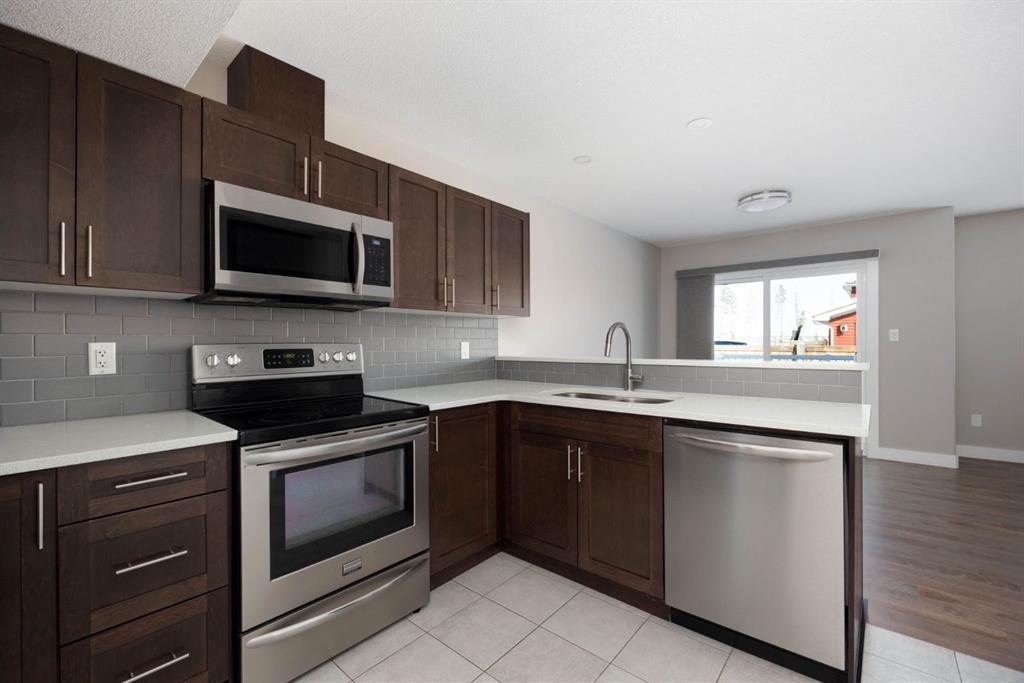 Fifth View of 49, 284 Shalestone Way , Stonecreek, Fort McMurray, Alberta, T9K 0V2