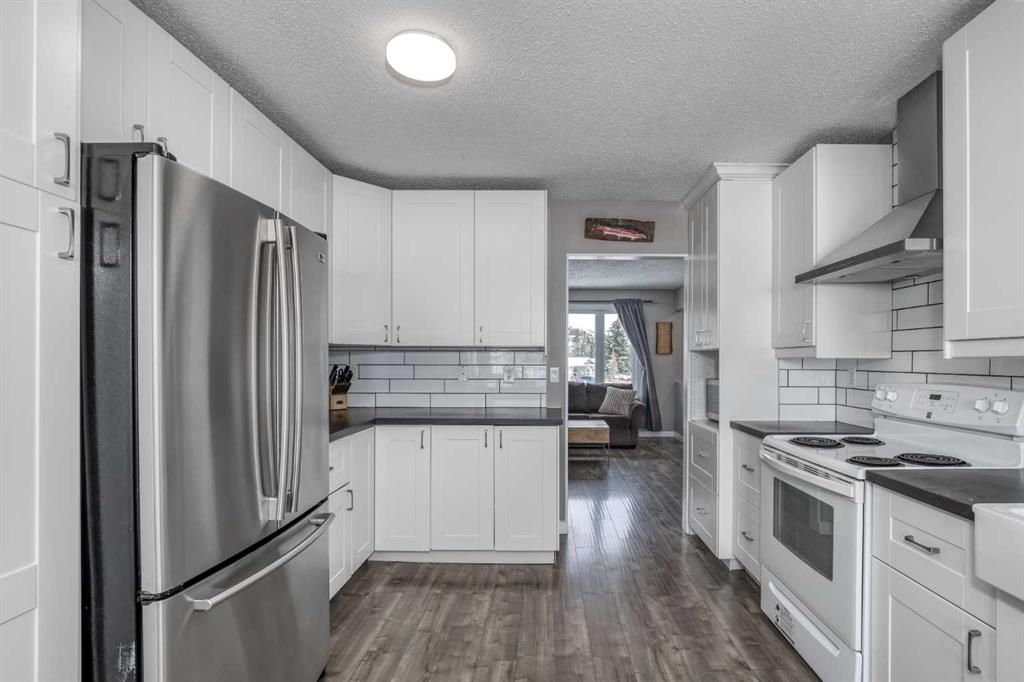 Fifth View of 94 Glendale Way , Glenbow, Cochrane, Alberta, T4C 1H8