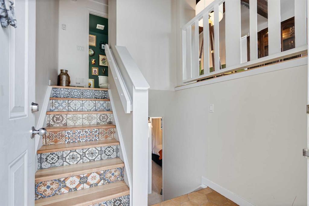 Third View of 120 Oaktree Lane SW, Oakridge, Calgary, Alberta, T2V 4V4