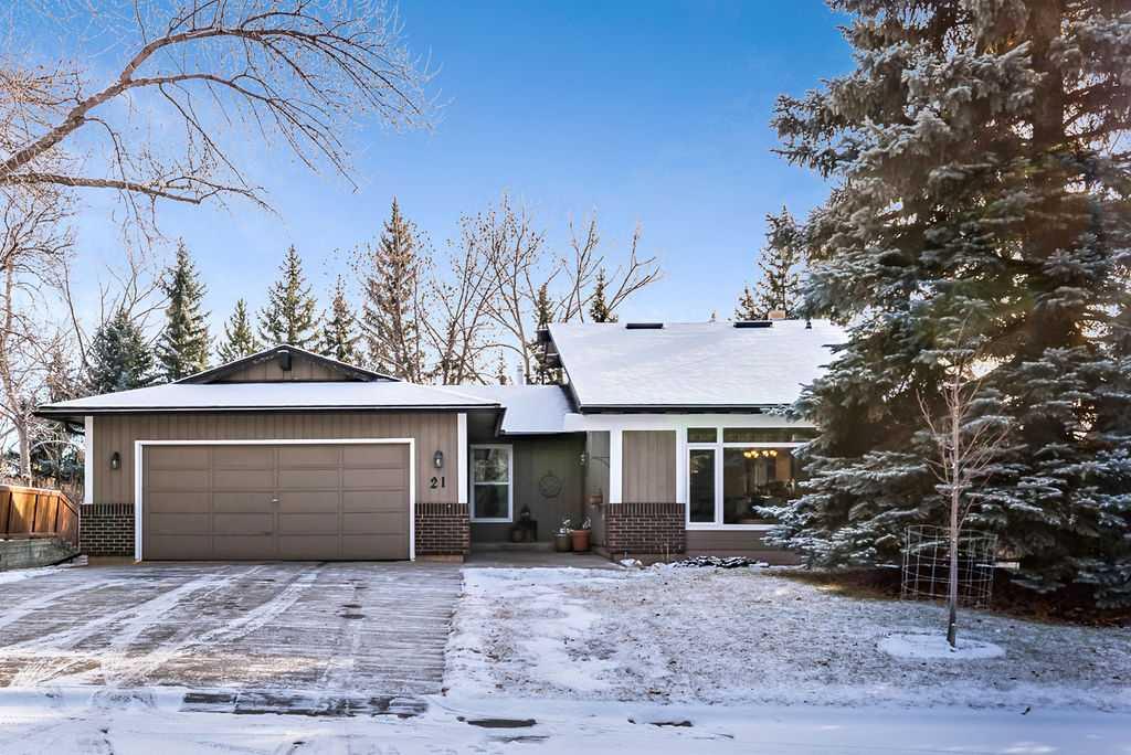 21 Suntree Lane , A2296025, Alberta,