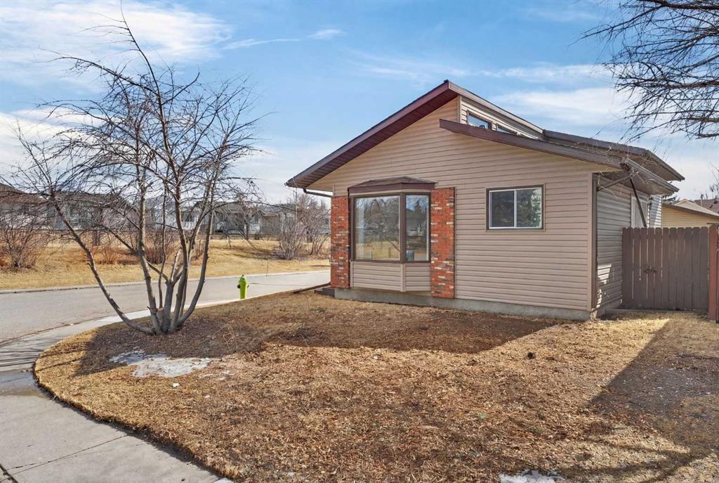 Second View of 59 Taraglen Court NE, Taradale, Calgary, Alberta, T3J 2M7