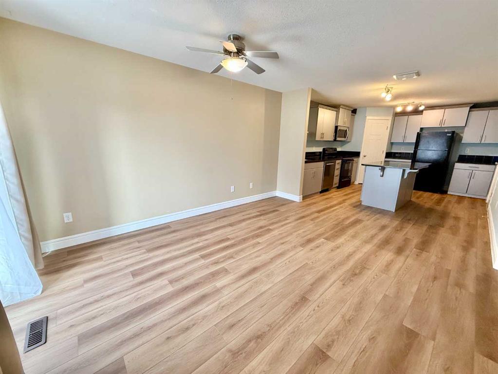 Fourth View of 2, 899 Mt Sundance Manor W, Sunridge, Lethbridge, Alberta, T1J 1X7