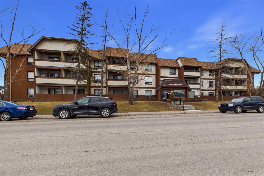 Third View of 111, 1712 38 Street SE, Forest Lawn, Calgary, Alberta, T2A 1H1