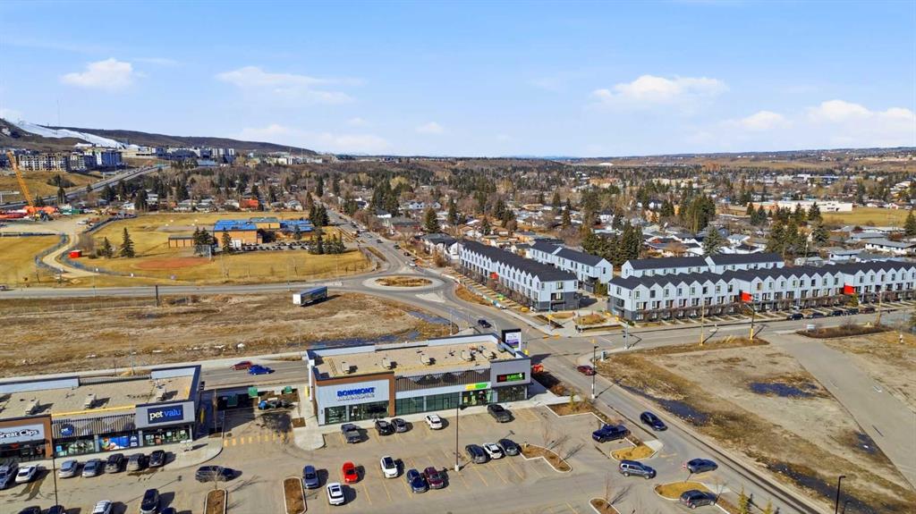 Fifth View of 180, 3440 69 Street NW, Bowness, Calgary, Alberta, T2X 0R3