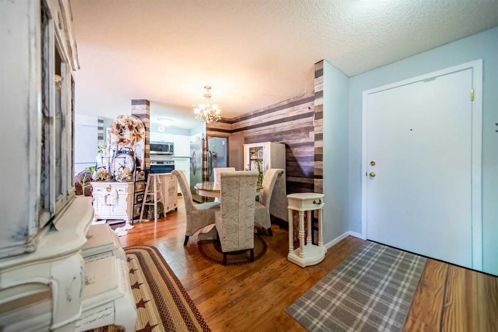 Fourth View of 2310, 2600 66 Street NE, Pineridge, Calgary, Alberta, T1Y 7K9