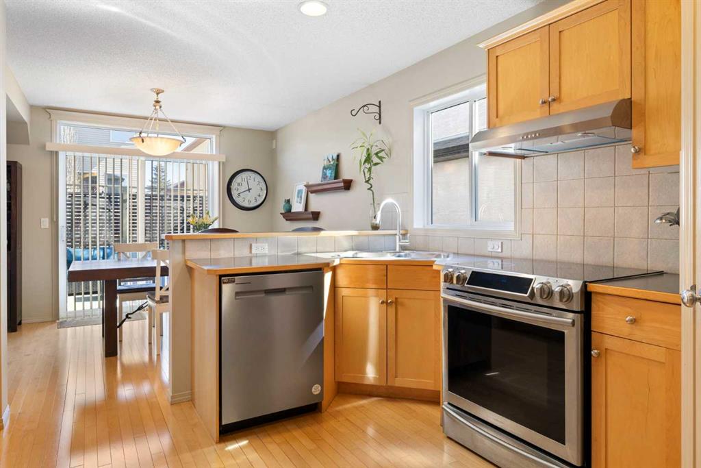 Fourth View of 28 West Springs Close SW, West Springs, Calgary, Alberta, T3H 5G6