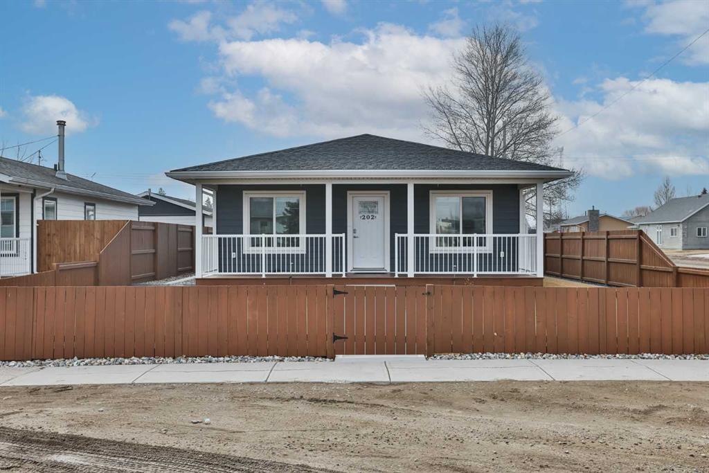 202 1 Avenue S, A2296211, Alberta,