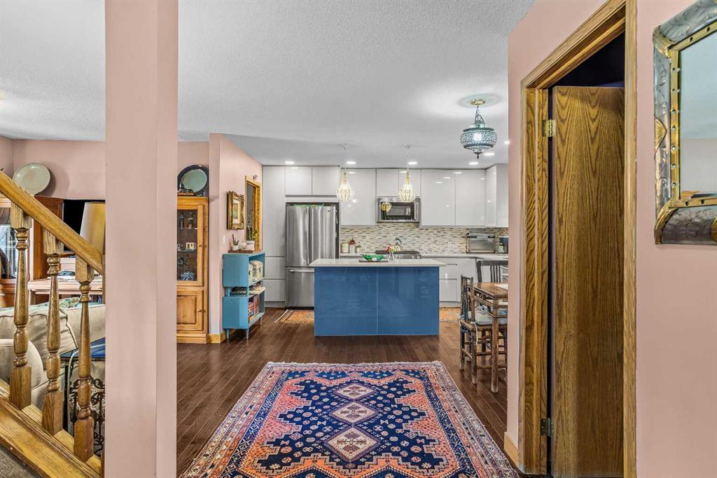 Fourth View of A, 349 Otter Street , NONE, Banff, Alberta, T1L 1C4