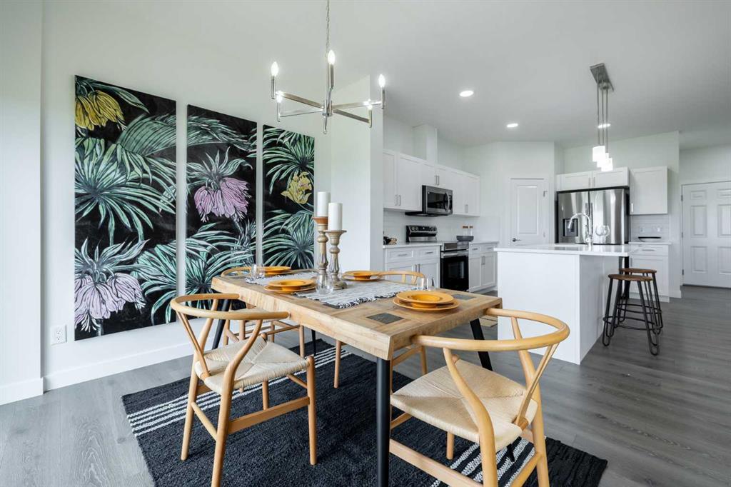 304 Edgefield Close , A2296293, Alberta,