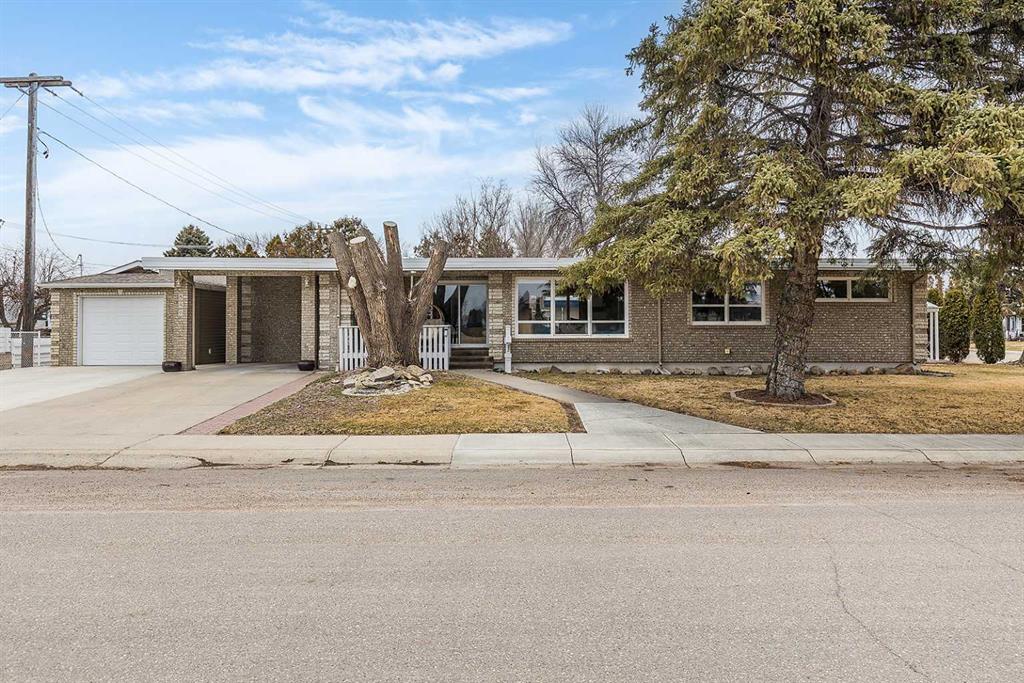 890 Hargrave Way NW, A2296299, Alberta,