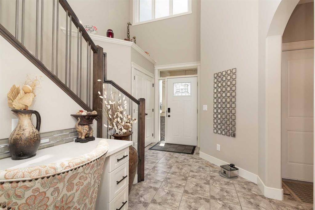 Third View of 129 Sixmile Bend S, Southgate, Lethbridge, Alberta, T1K 8E3