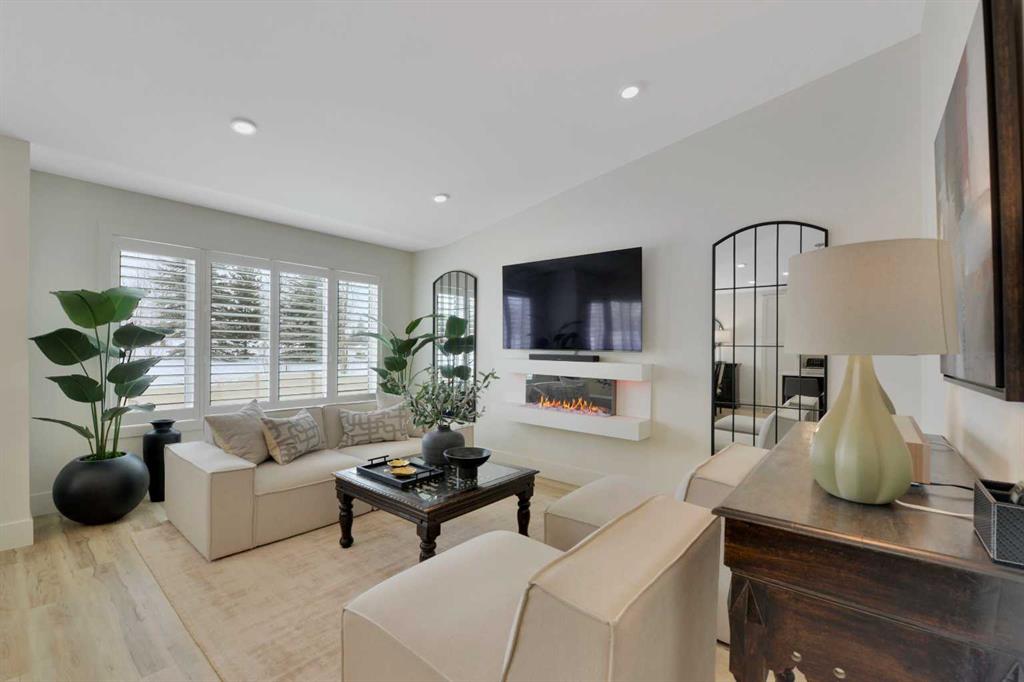 Fifth View of 75 Golden Crescent , Garden Heights, Red Deer, Alberta, T4P 2S7