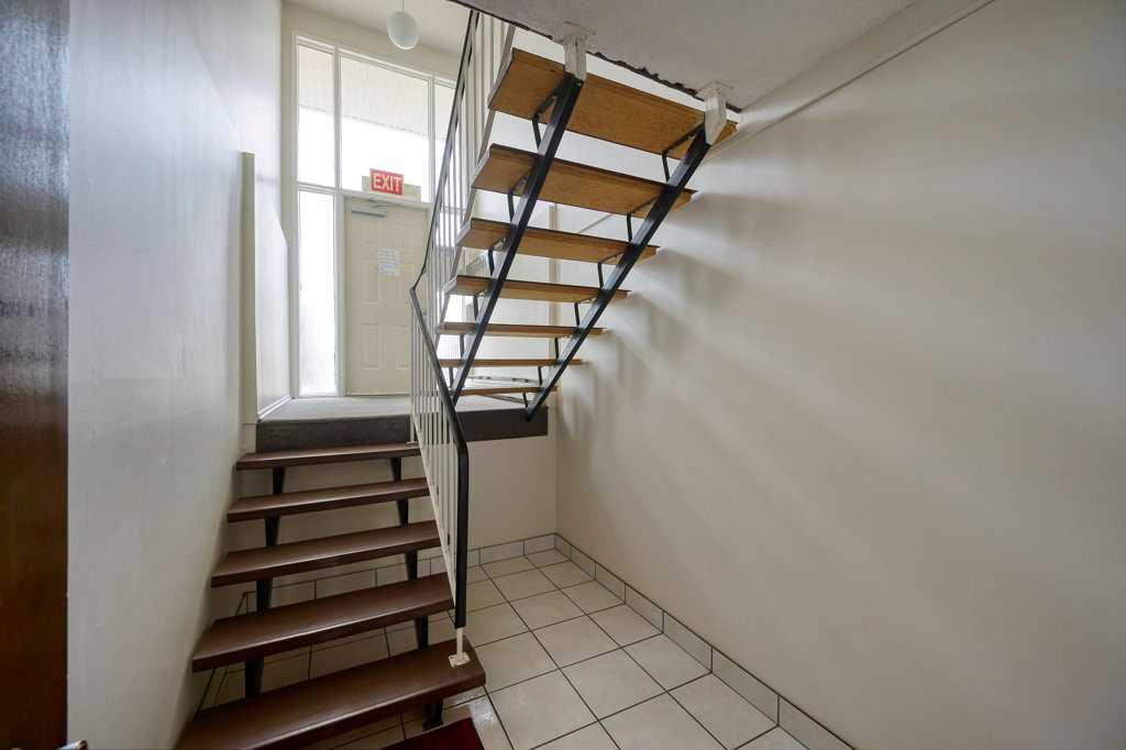 Fifth View of 4323 75 Street NW, Bowness, Calgary, Alberta, T3B 2M7