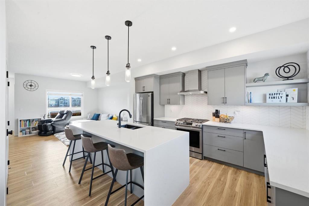 108 Harvest Grove Walk NE, A2296452, Alberta,