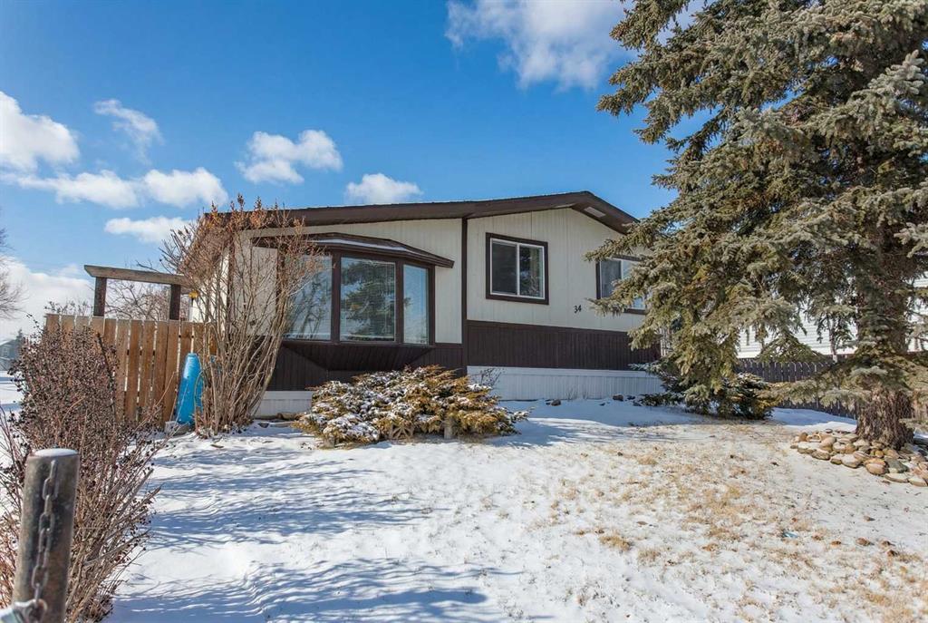 34 Hearthstone Drive , A2296467, Alberta,