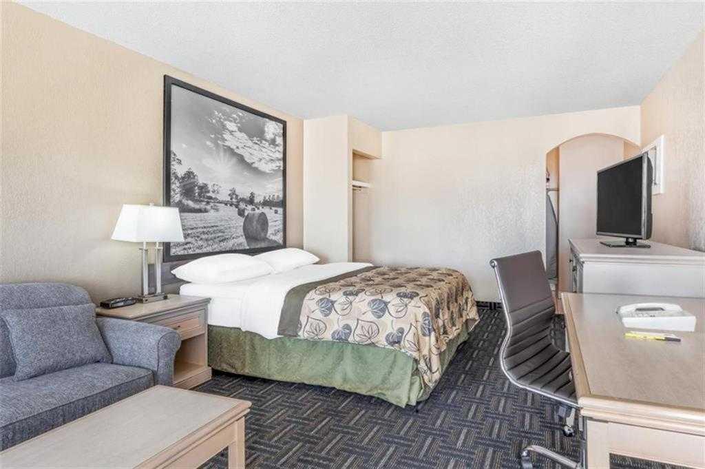 Fifth View of 5720 44 Avenue , NONE, Stettler, Alberta, T0C 2L0