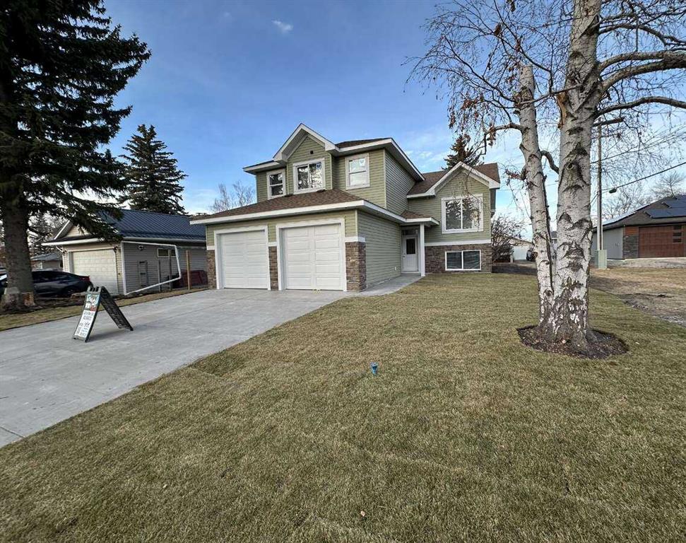 Second View of 5518 52 Street , NONE, Olds, Alberta, T4H 1H8