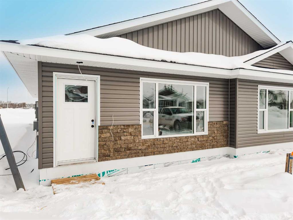 Third View of 2, 10510 102A Avenue , NONE, La Crete, Alberta, T0H2H0