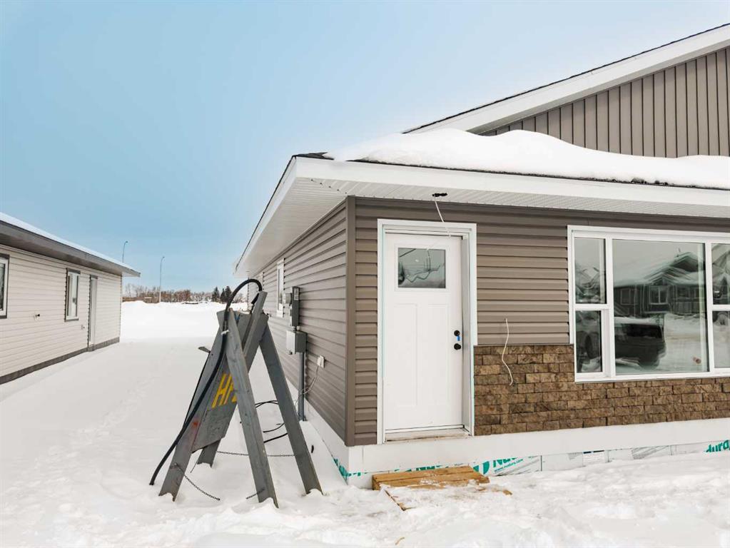 Fifth View of 2, 10510 102A Avenue , NONE, La Crete, Alberta, T0H2H0