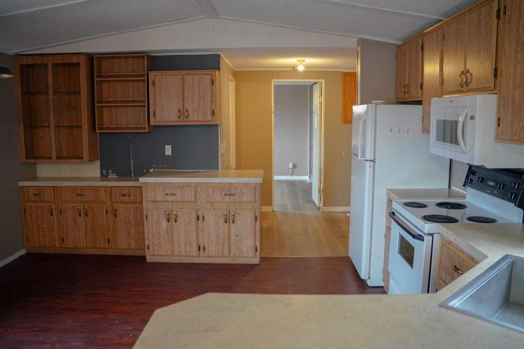 Fifth View of  Cactus Court , Johnson Acres, Rural Newell, County of, Alberta, T1R0S2