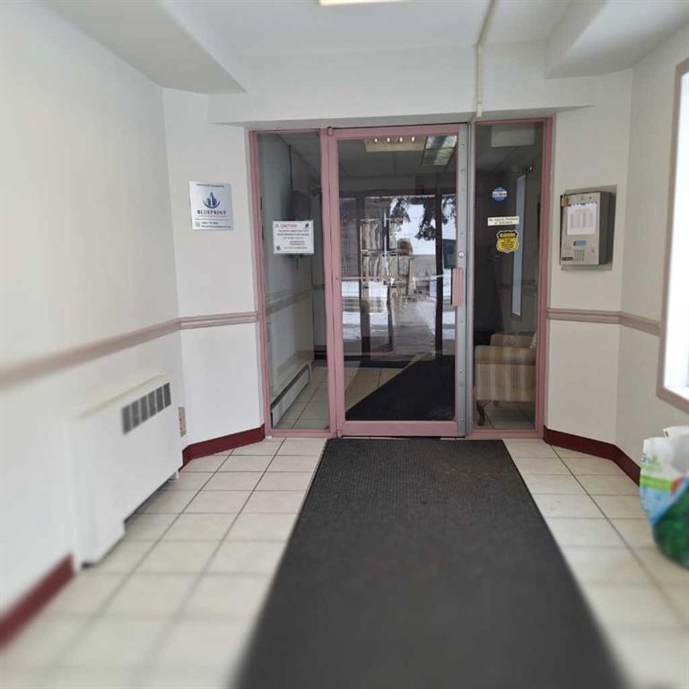 Third View of 214, 5326 47 Avenue , Downtown Red Deer, Red Deer, Alberta, T4N 3R2