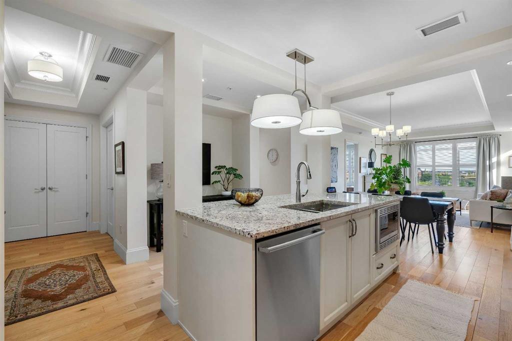 Fifth View of 401, 221 Quarry Way SE, Douglasdale/Glen, Calgary, Alberta, T2C 5M7