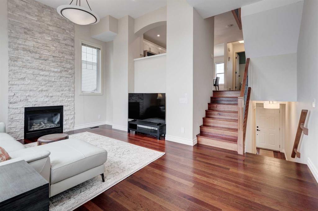 Fifth View of 14 Everridge Common SW, Evergreen, Calgary, Alberta, T2Y 5G9