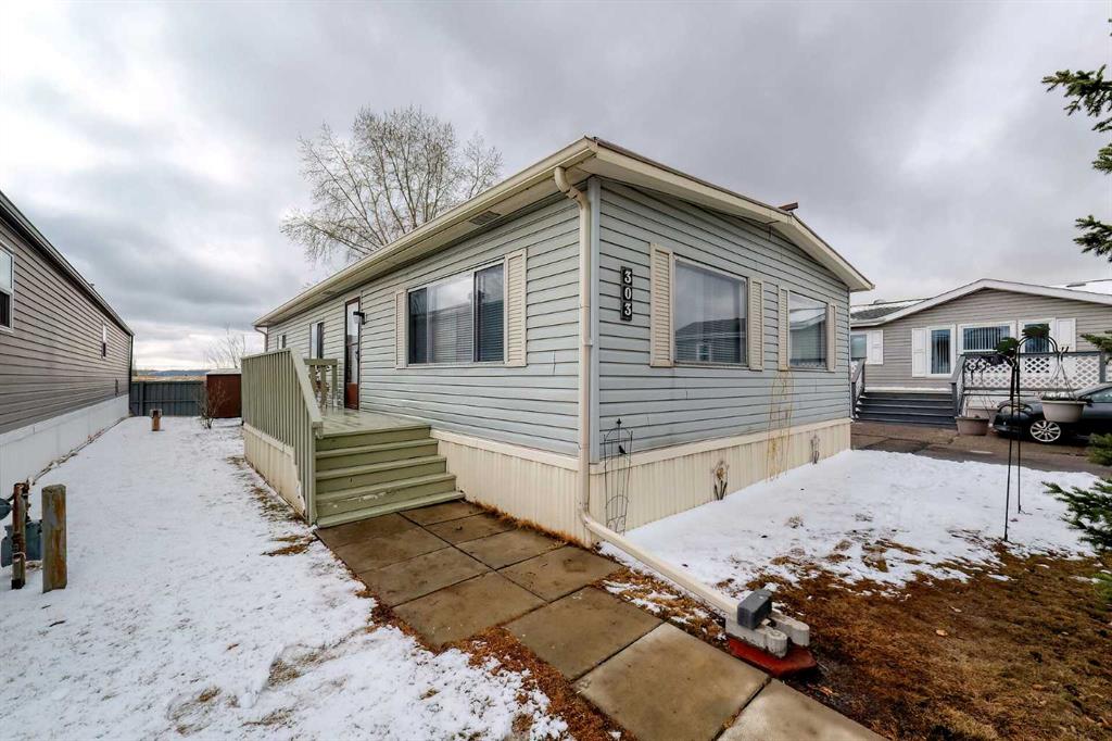 303, 99 Arbour Lake Road NW, A2296648, Alberta,