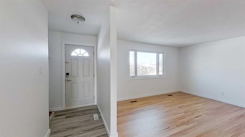 Third View of 2109 17 Avenue , NONE, Didsbury, Alberta, T0M0W0