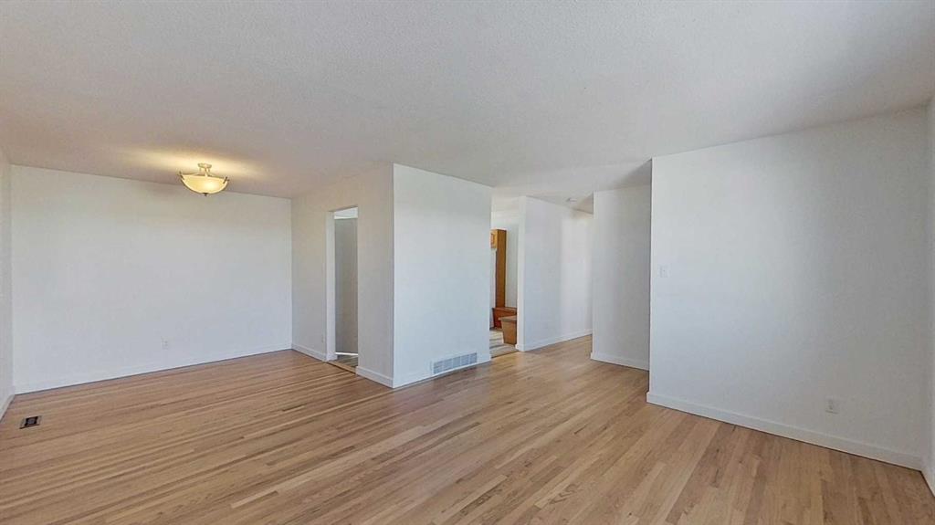 Fifth View of 2109 17 Avenue , NONE, Didsbury, Alberta, T0M0W0