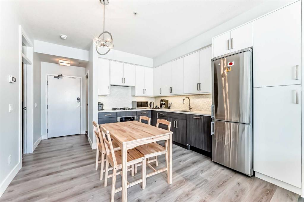 Third View of 105, 1521 26 Avenue SW, South Calgary, Calgary, Alberta, T2T1C4