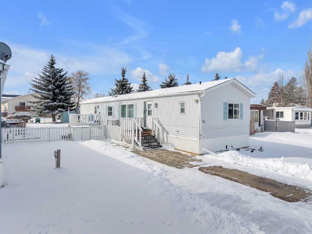 Second View of 52, 4922 Womacks Road , Broadway Village Mobile Home Park, Blackfalds, Alberta, T0M 0J0