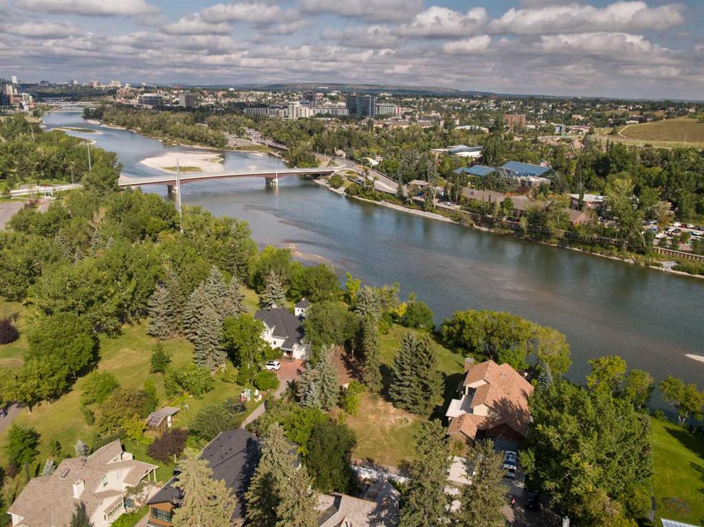 Fourth View of 10 Major Stewart Lane SE, Inglewood, Calgary, Alberta, T2G 5R6