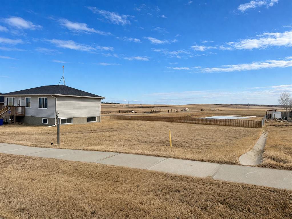 Second View of 309 3 Street W, NONE, Standard, Alberta, T0J 3G0