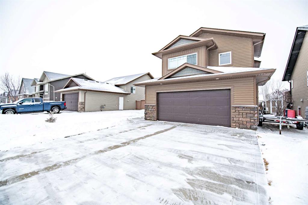 Third View of 18 Mackenzie Crescent , MacKenzie Ranch, Lacombe, Alberta, T4L0B3
