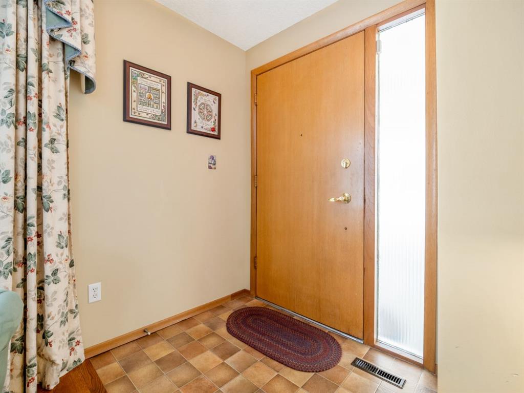 Third View of 240 3 Avenue E, NONE, Cardston, Alberta, T0K 0K0