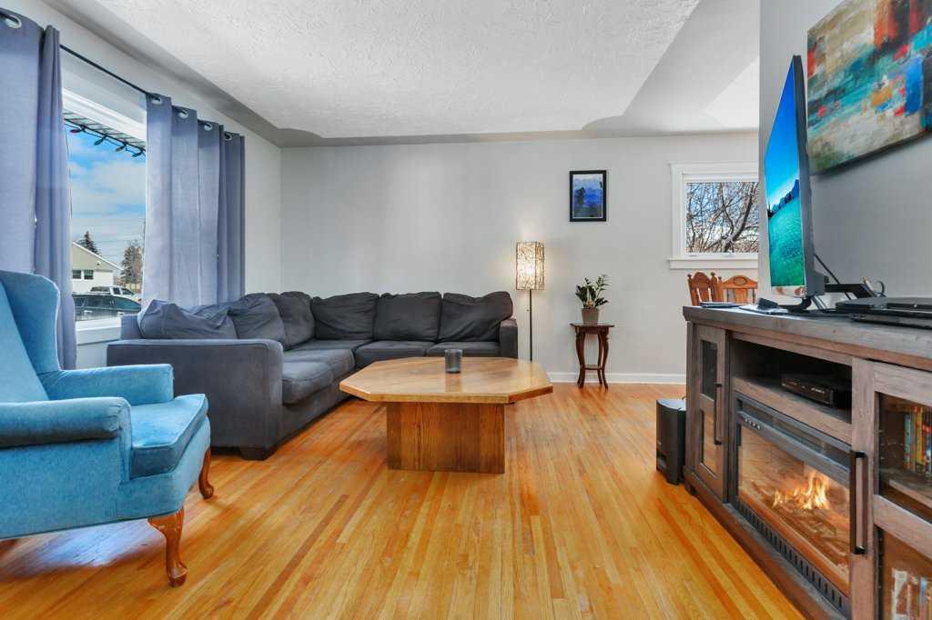 Fifth View of 3601 41 Avenue , Mountview, Red Deer, Alberta, T4N 2X7