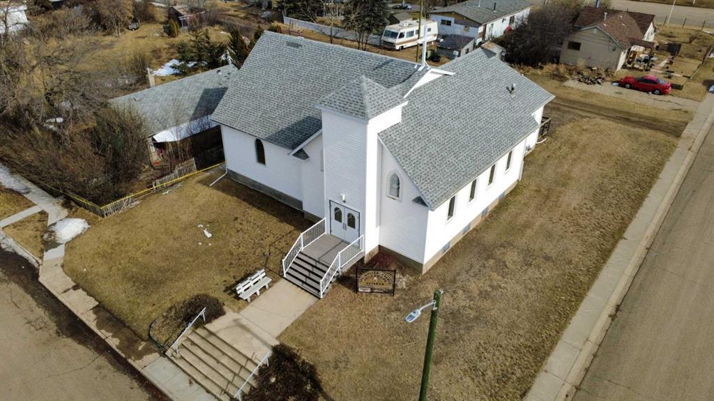 215 Redan Street , A2297106, Alberta,