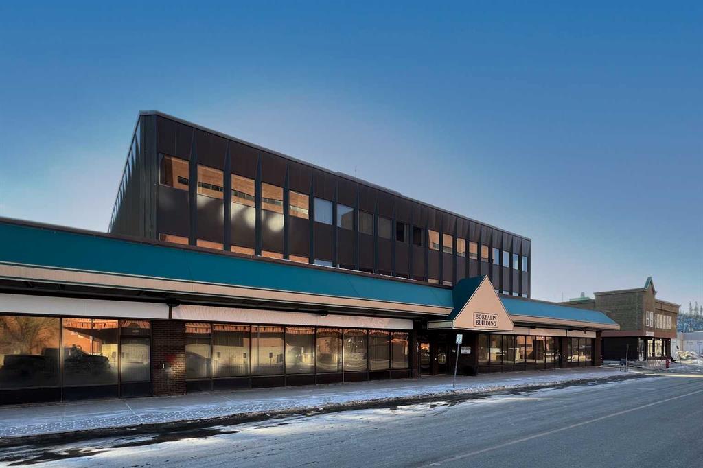 Main Level, 9911 Macdonald Avenue , A2297134, Alberta,