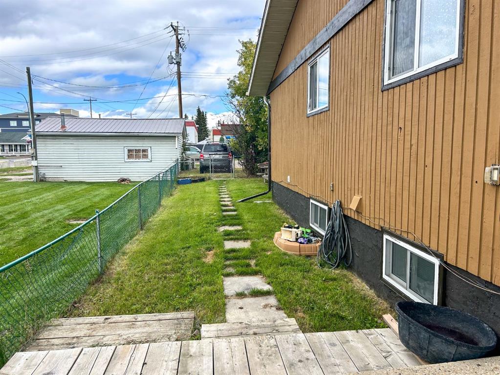 Third View of 4548 46 Avenue , NONE, Rocky Mountain House, Alberta, T4T1A2