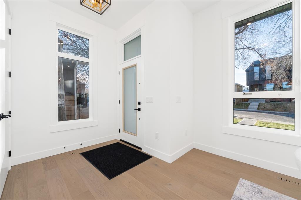 Third View of 1444 43 Street SW, Rosscarrock, Calgary, Alberta, T3C 2A2