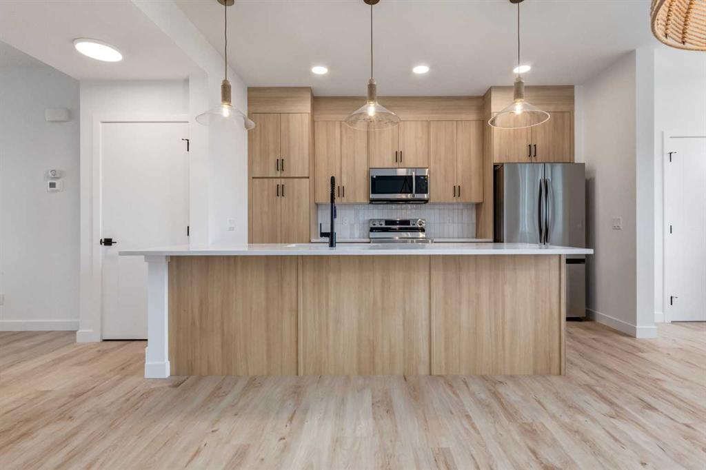 343 Heartwood Grove SE, A2297183, Alberta,