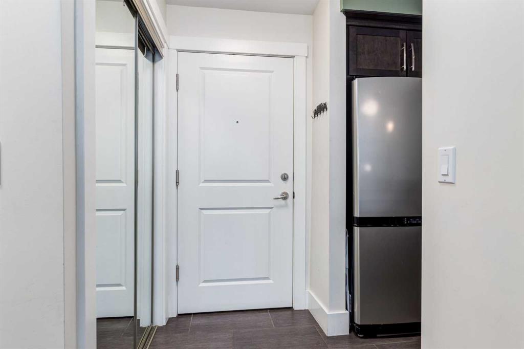 Fourth View of 104, 725 4 Street NE, Renfrew, Calgary, Alberta, T2E3S7