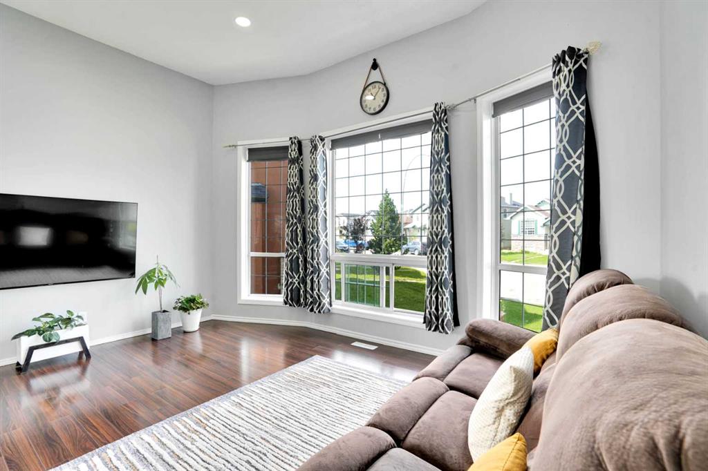 Fifth View of 235 Saddlemead Road NE, Saddle Ridge, Calgary, Alberta, T3J 4J4