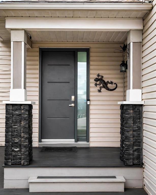 Fourth View of 220 Douglas Glen Bay SE, Douglasdale/Glen, Calgary, Alberta, T2Z 2M8