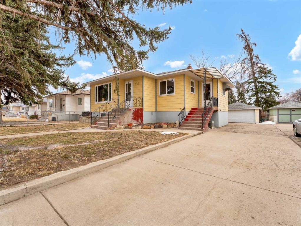 Third View of 361 10 Street SW, SW Hill, Medicine Hat, Alberta, t1a4r6